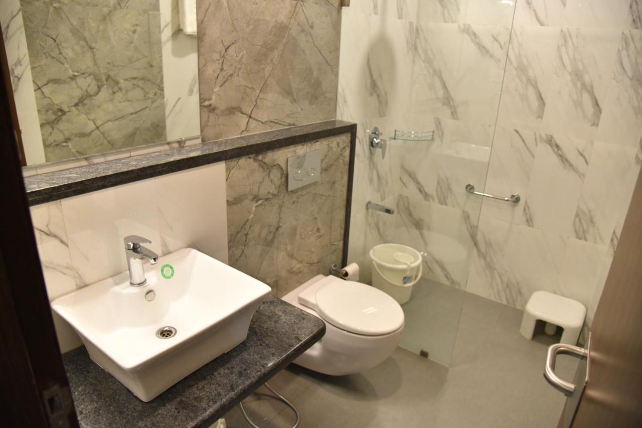 Hotel Prince Residency Bhuj Extérieur photo