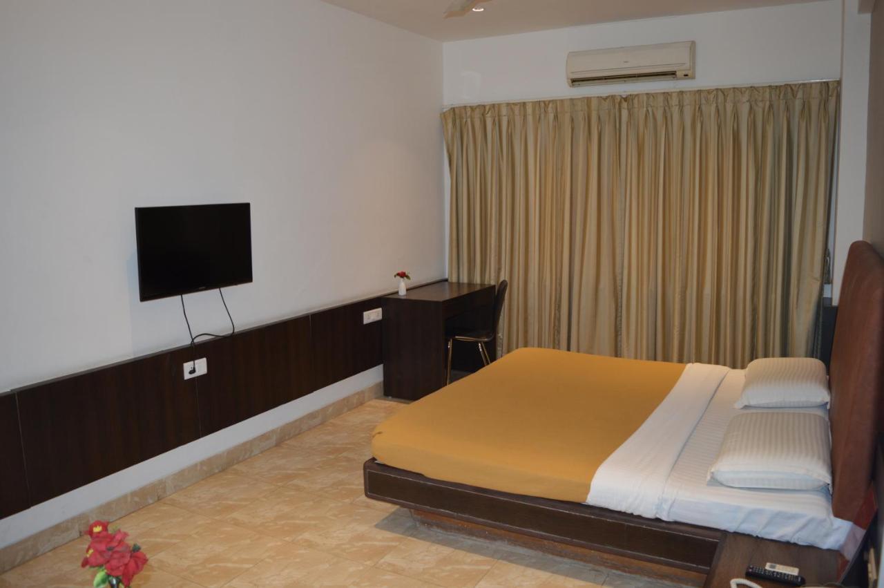 Hotel Prince Residency Bhuj Extérieur photo